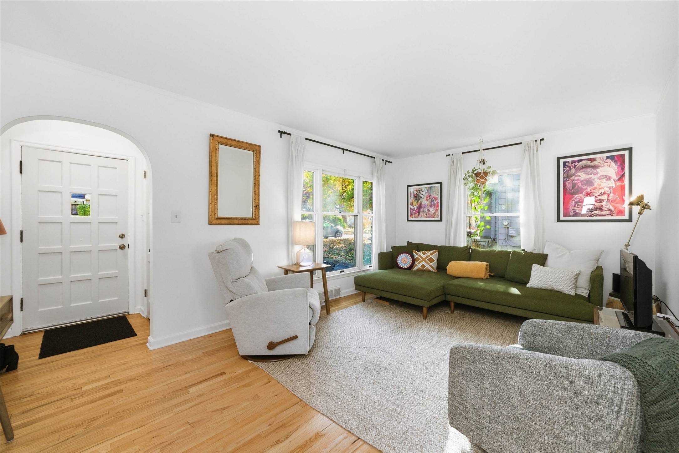 Des Moines, IA 50312,336 59th Street