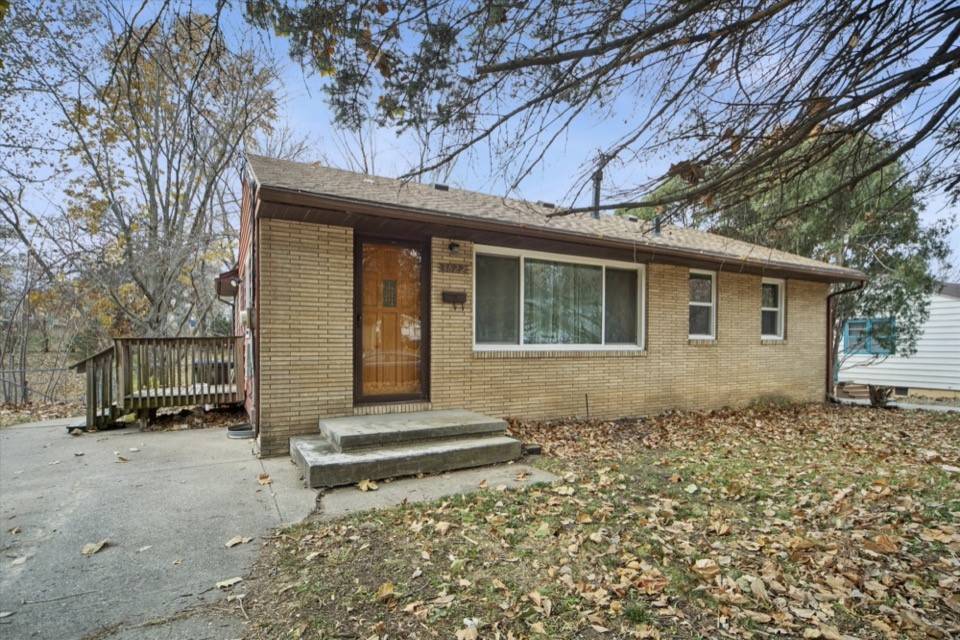 Des Moines, IA 50315,3822 SW 2nd Street