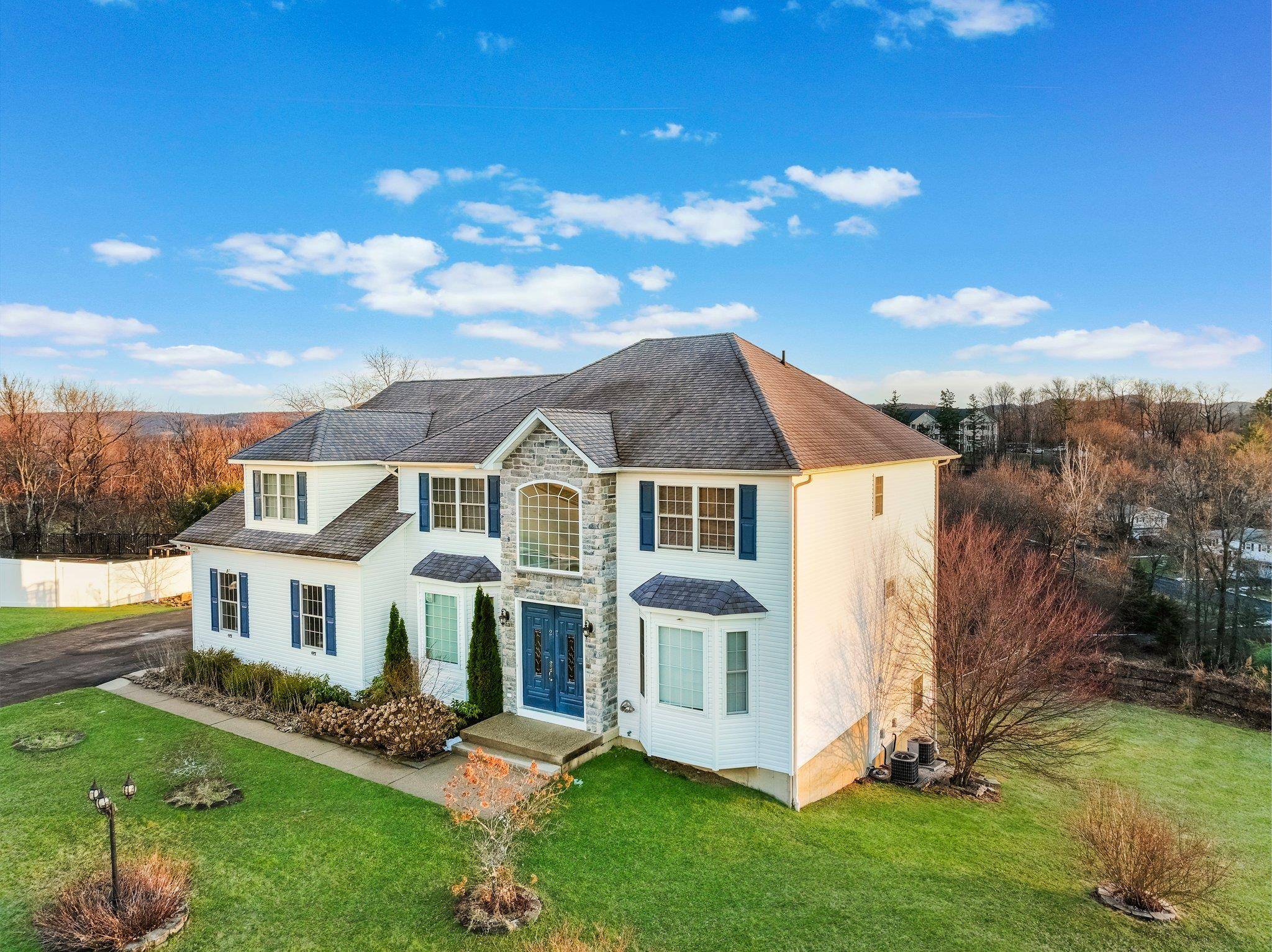Chester, NY 10918,27 Grand View TER