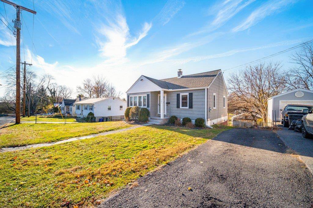 Walden, NY 12586,131 Gladstone AVE