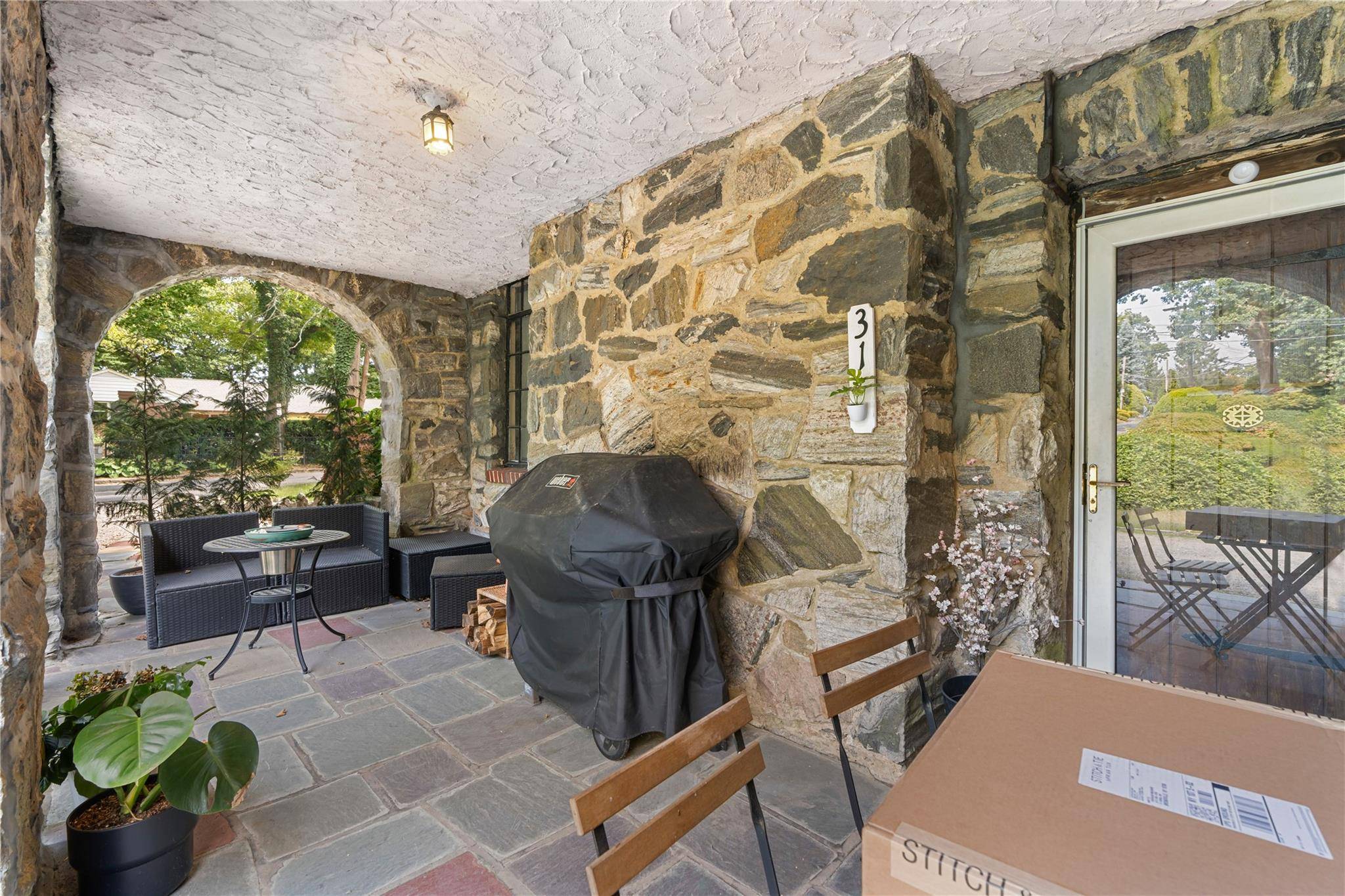 Bronxville, NY 10708,31 Ardell RD