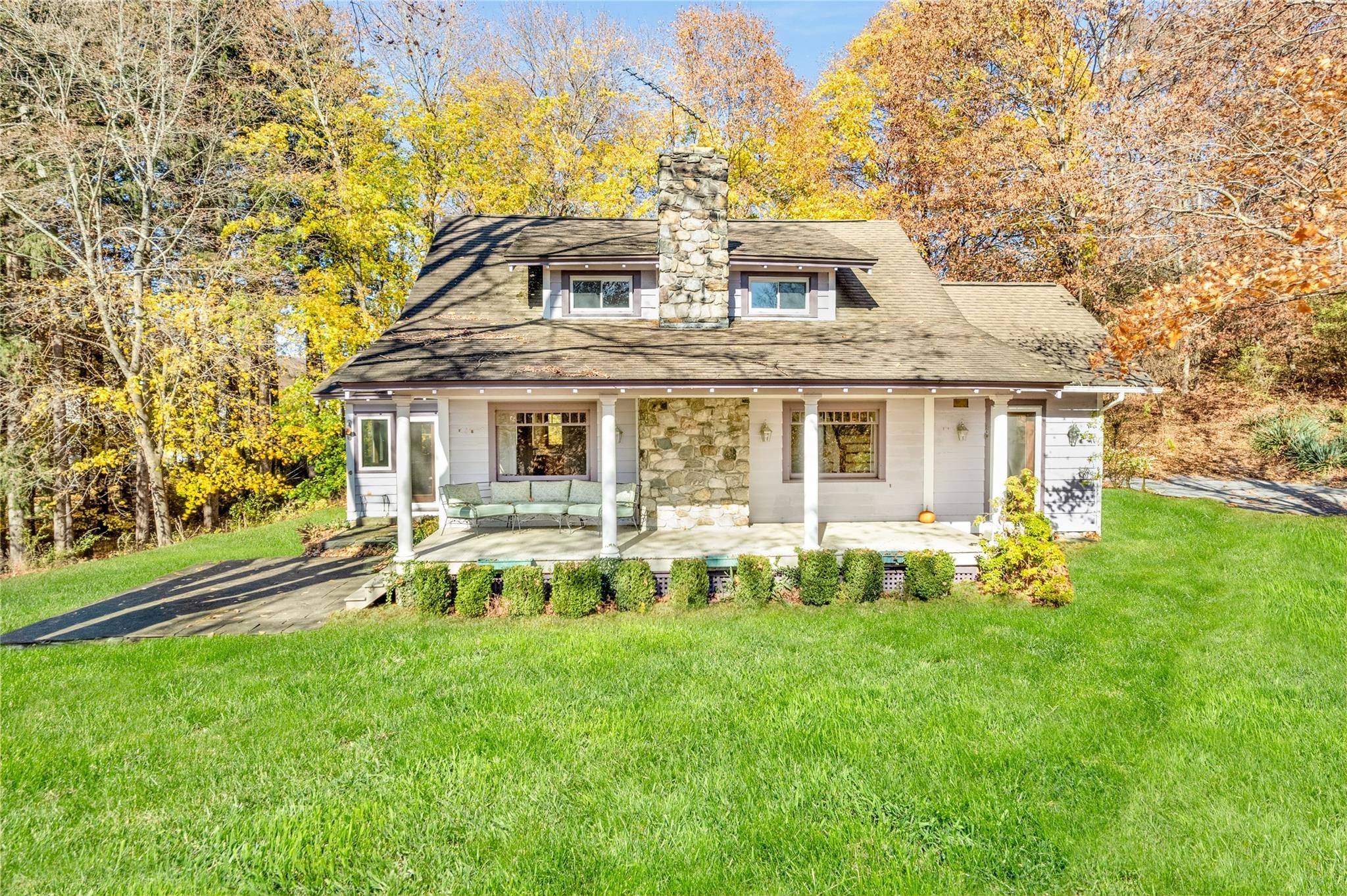 Pawling, NY 12564,24 Sheridan DR