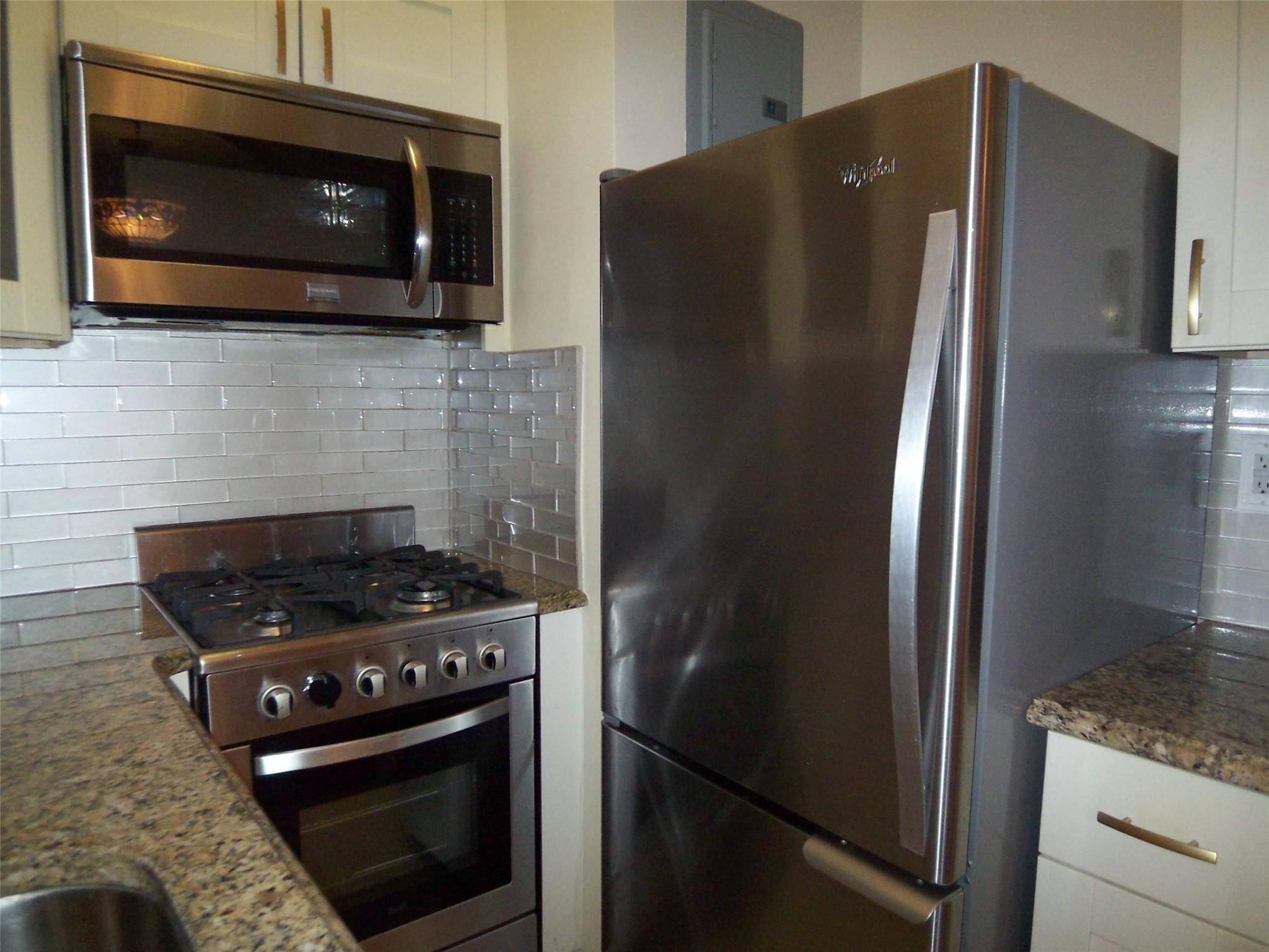 Mount Vernon, NY 10552,61 W Grand ST #4A