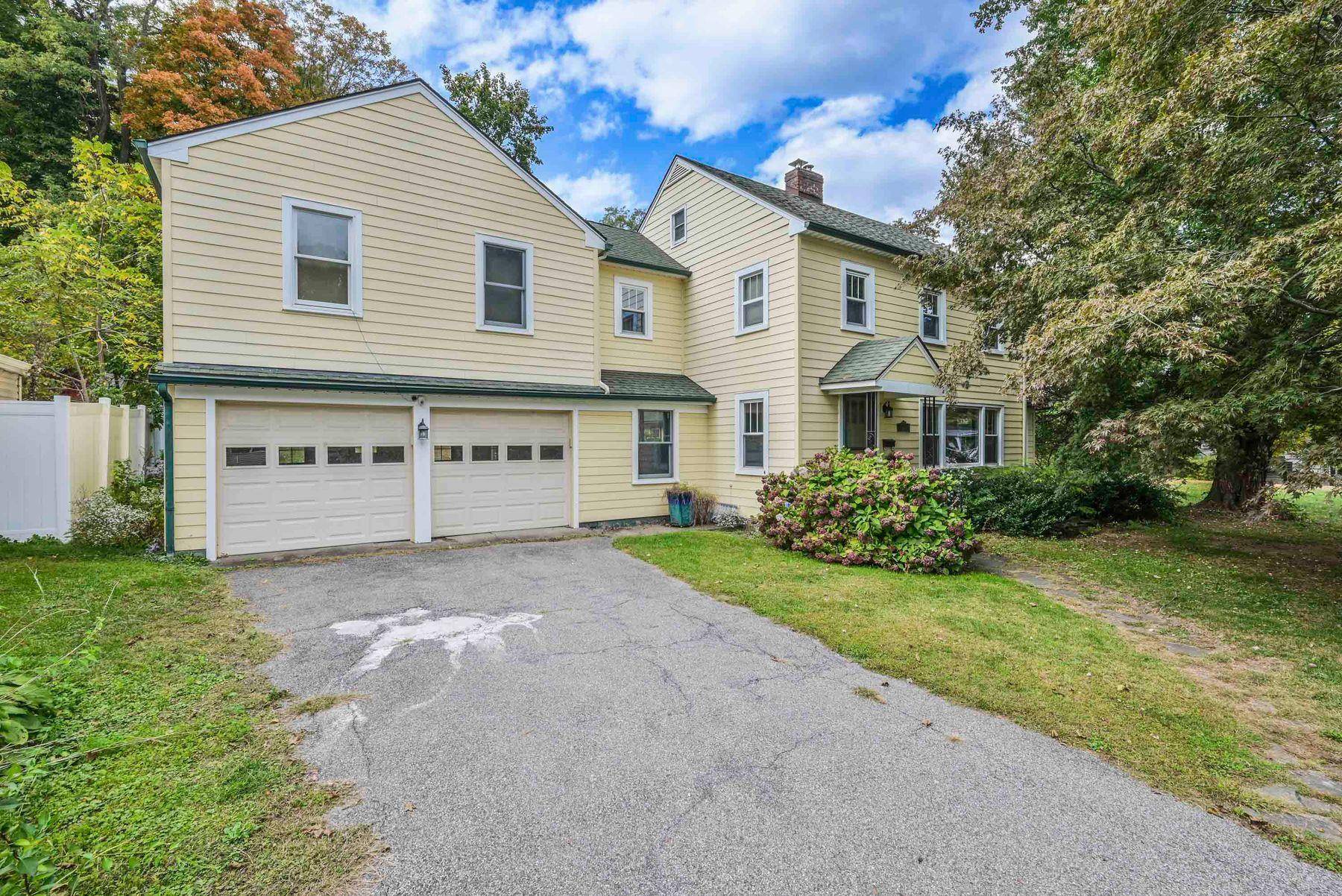 Rhinebeck, NY 12572,30 Violet PL