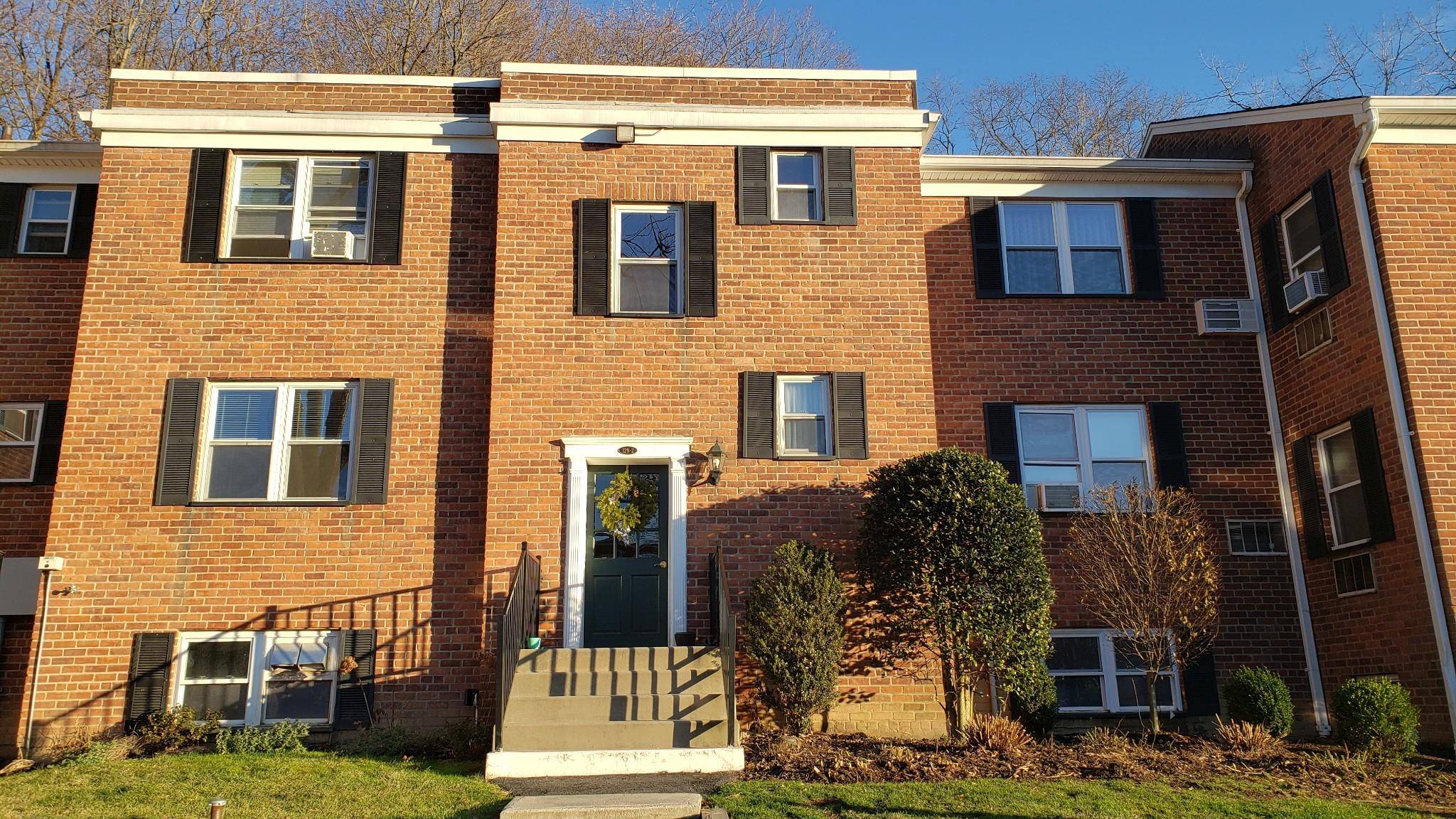 Ossining, NY 10562,129 S Highland AVE #2C5
