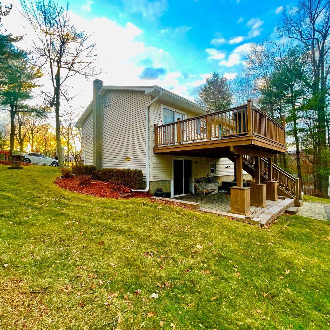 Highland Mills, NY 10930,2 Rigel PL