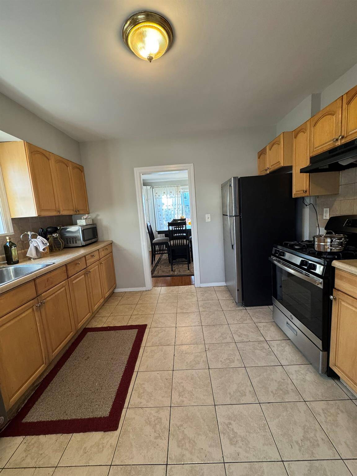 Westbury, NY 11590,187 Castle AVE