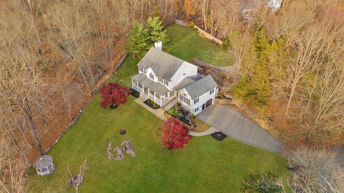 Cortlandt Manor, NY 10567,9 Veronica CT