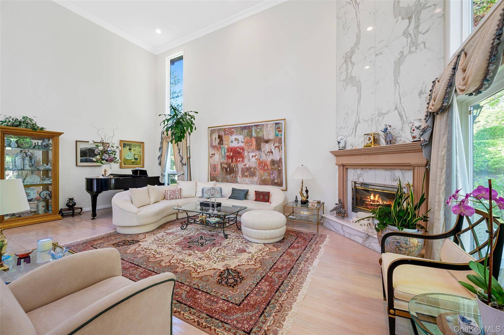 Manhasset, NY 11030,45 Bristol DR