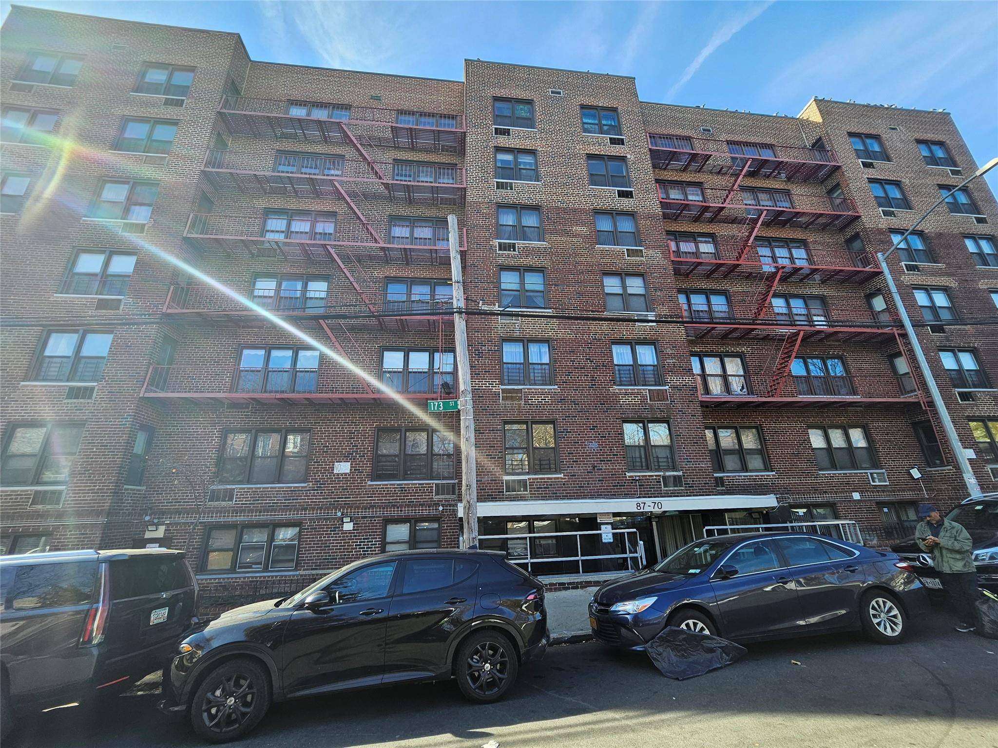 Jamaica, NY 11432,87-70 173 ST #5N