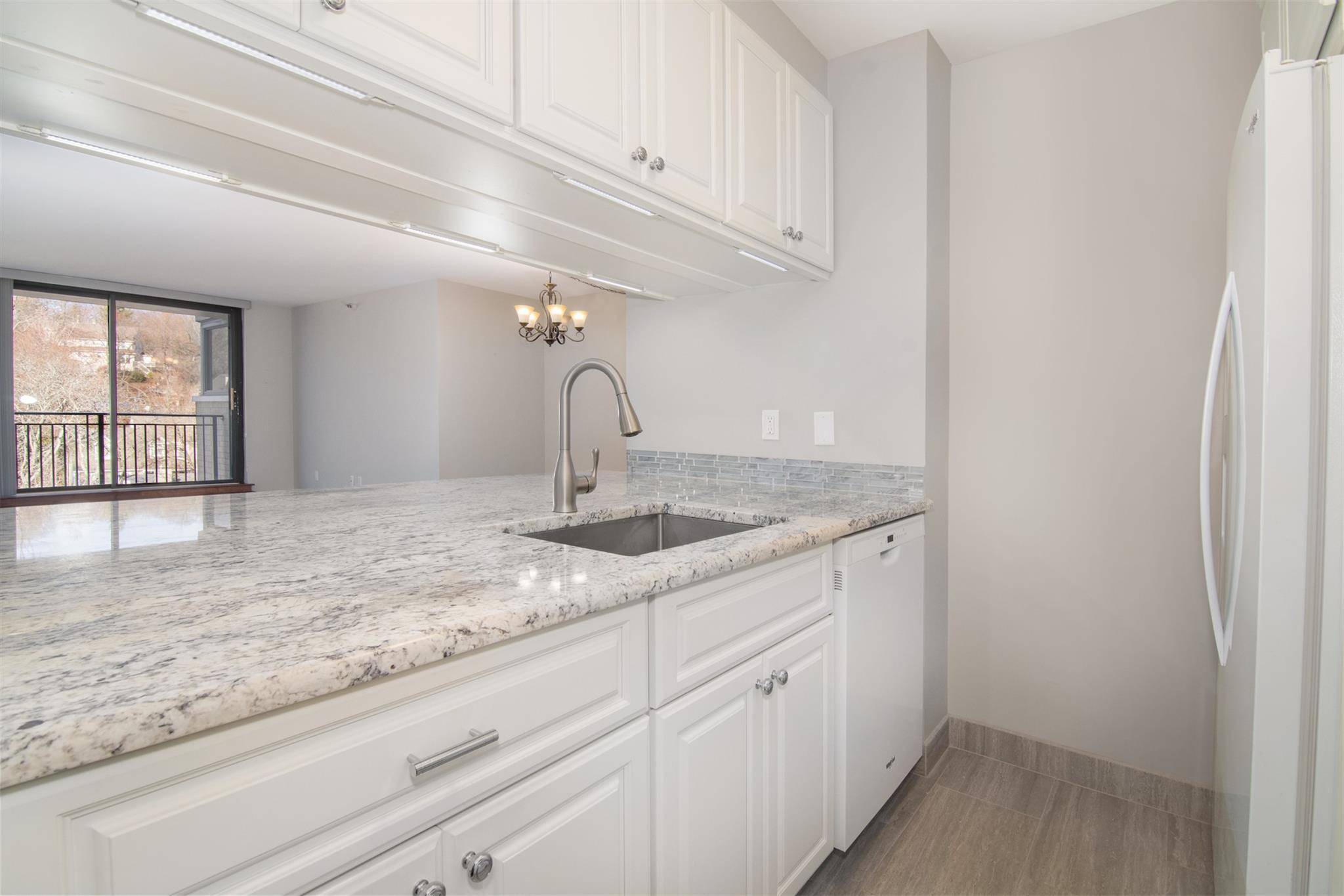 White Plains, NY 10601,25 Rockledge AVE #901