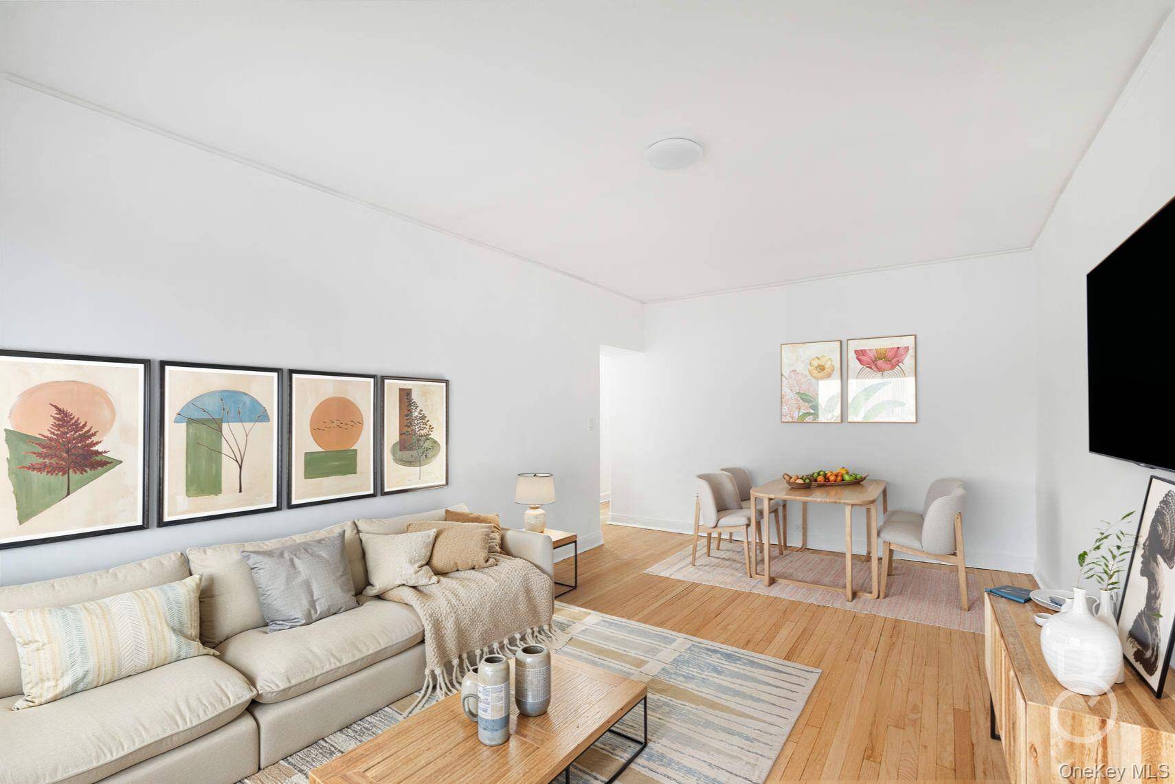 Jackson Heights, NY 11372,34-20 79th ST #6I