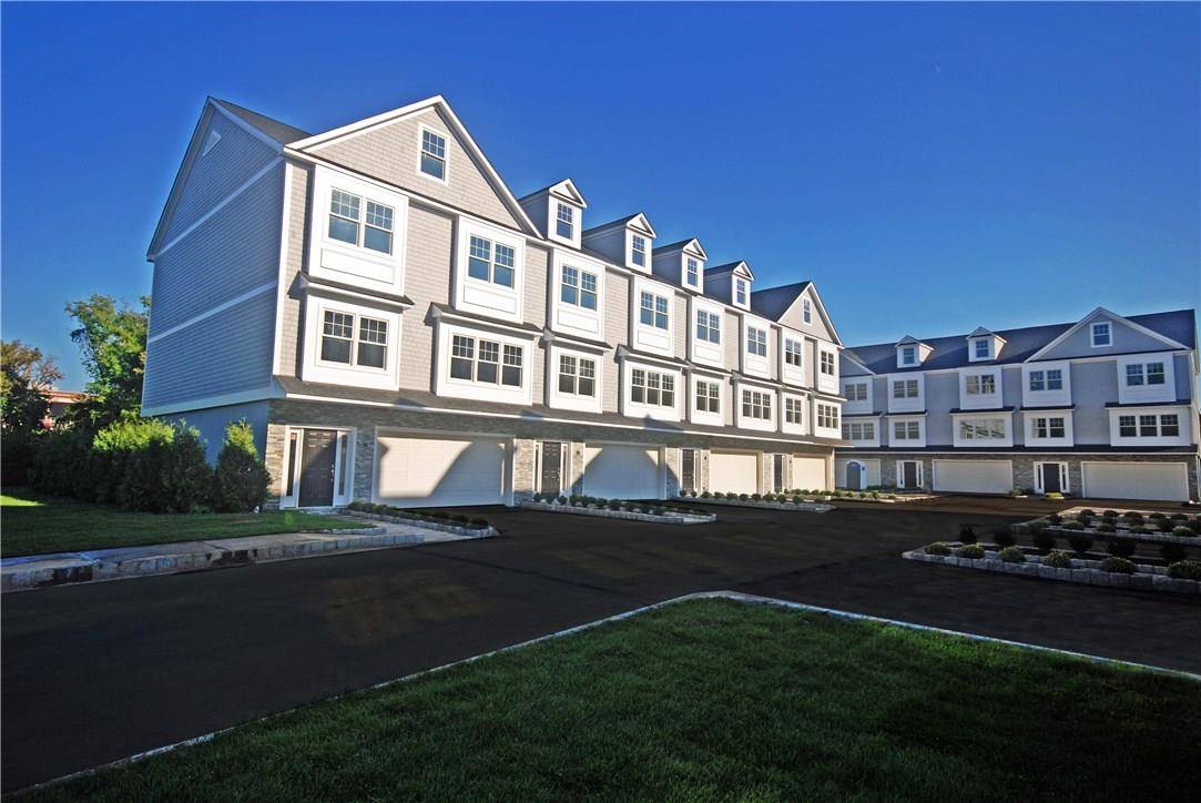 Rye Brook, NY 10573-1420,7 The Pointe