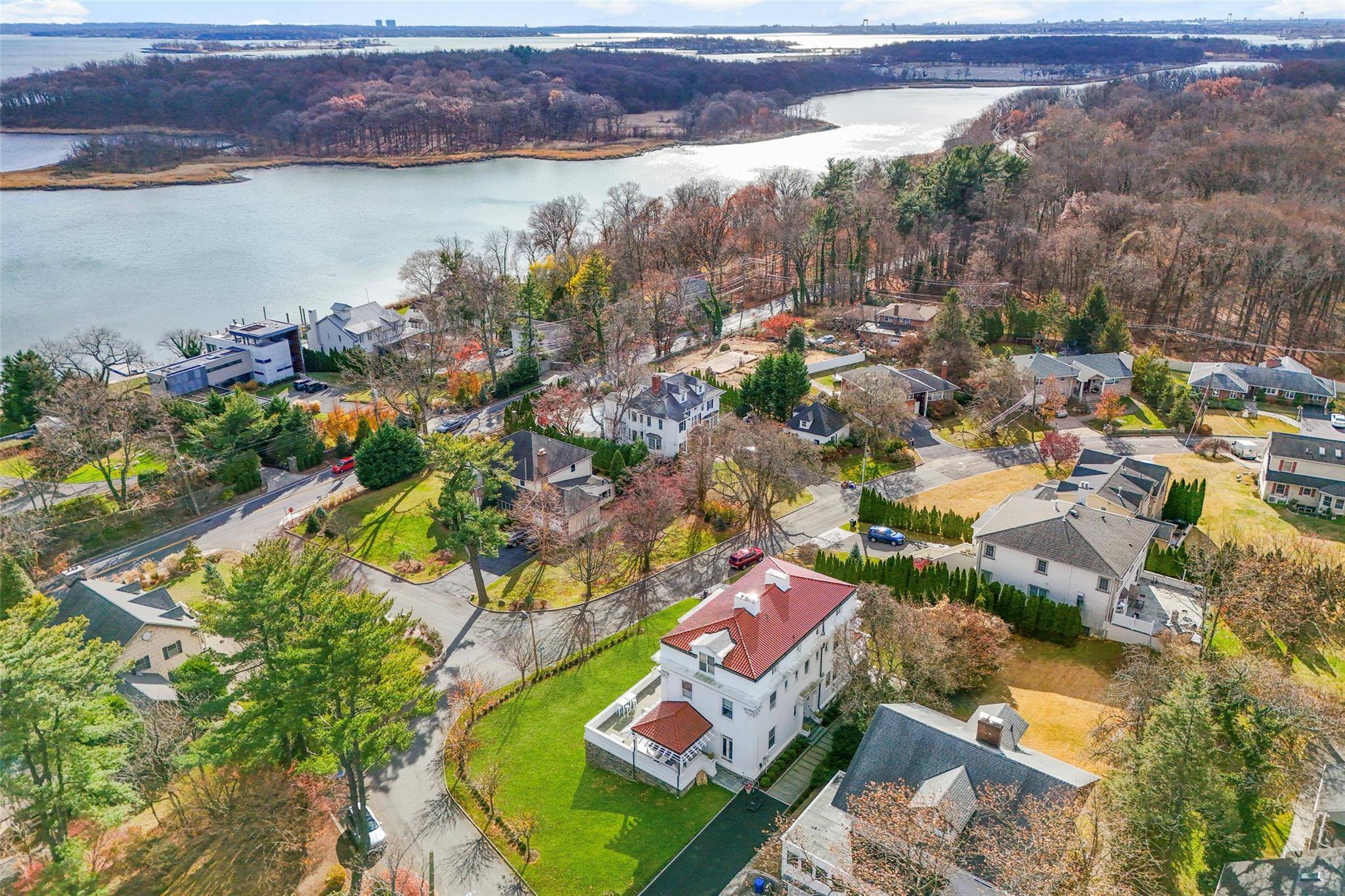 Pelham, NY 10803,1475 Roosevelt PL