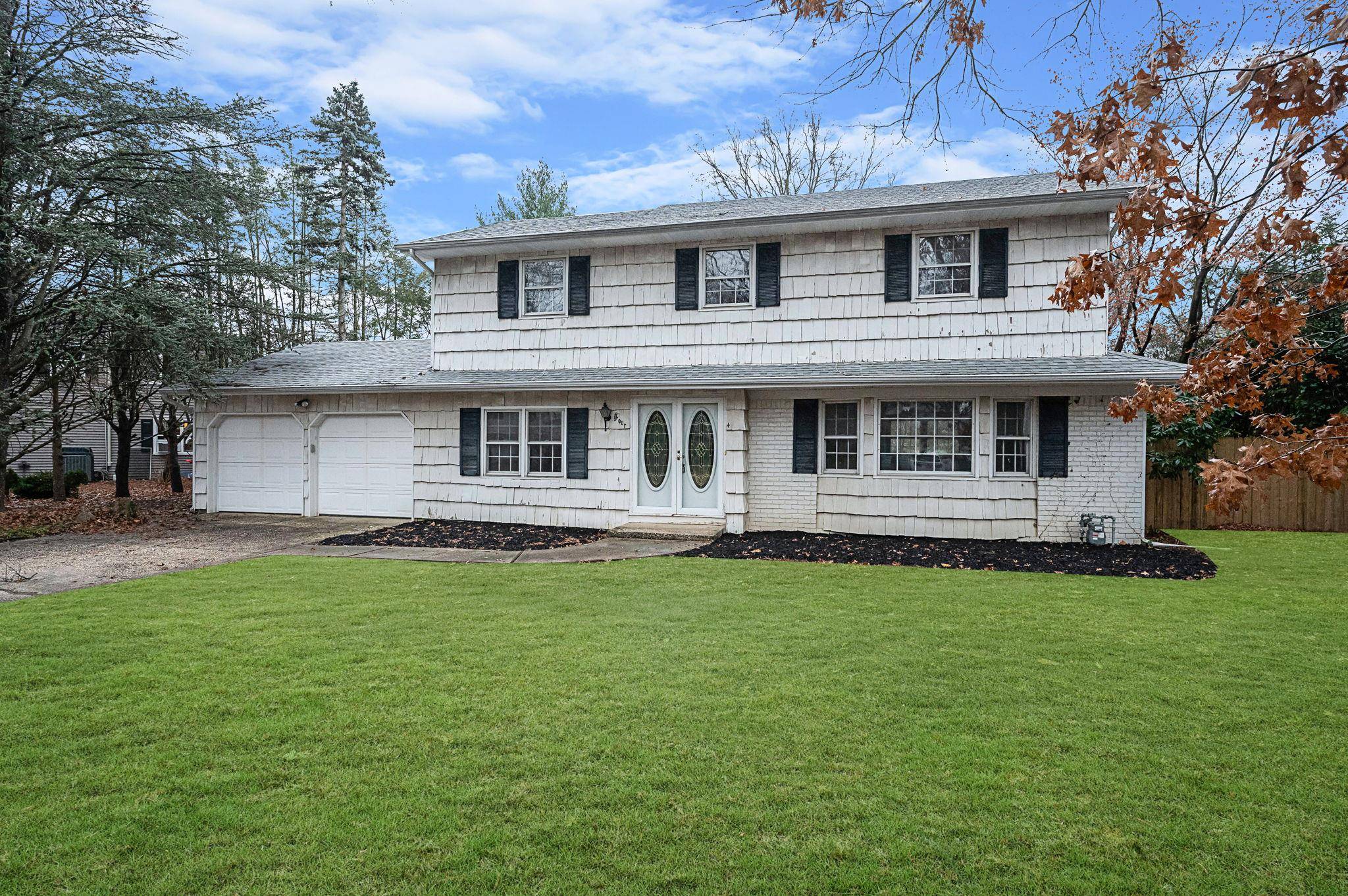 Greenlawn, NY 11740,4 Frost Pond Road