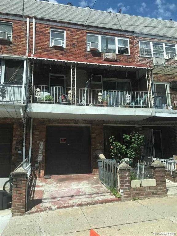 Corona, NY 11368,34-64 111TH