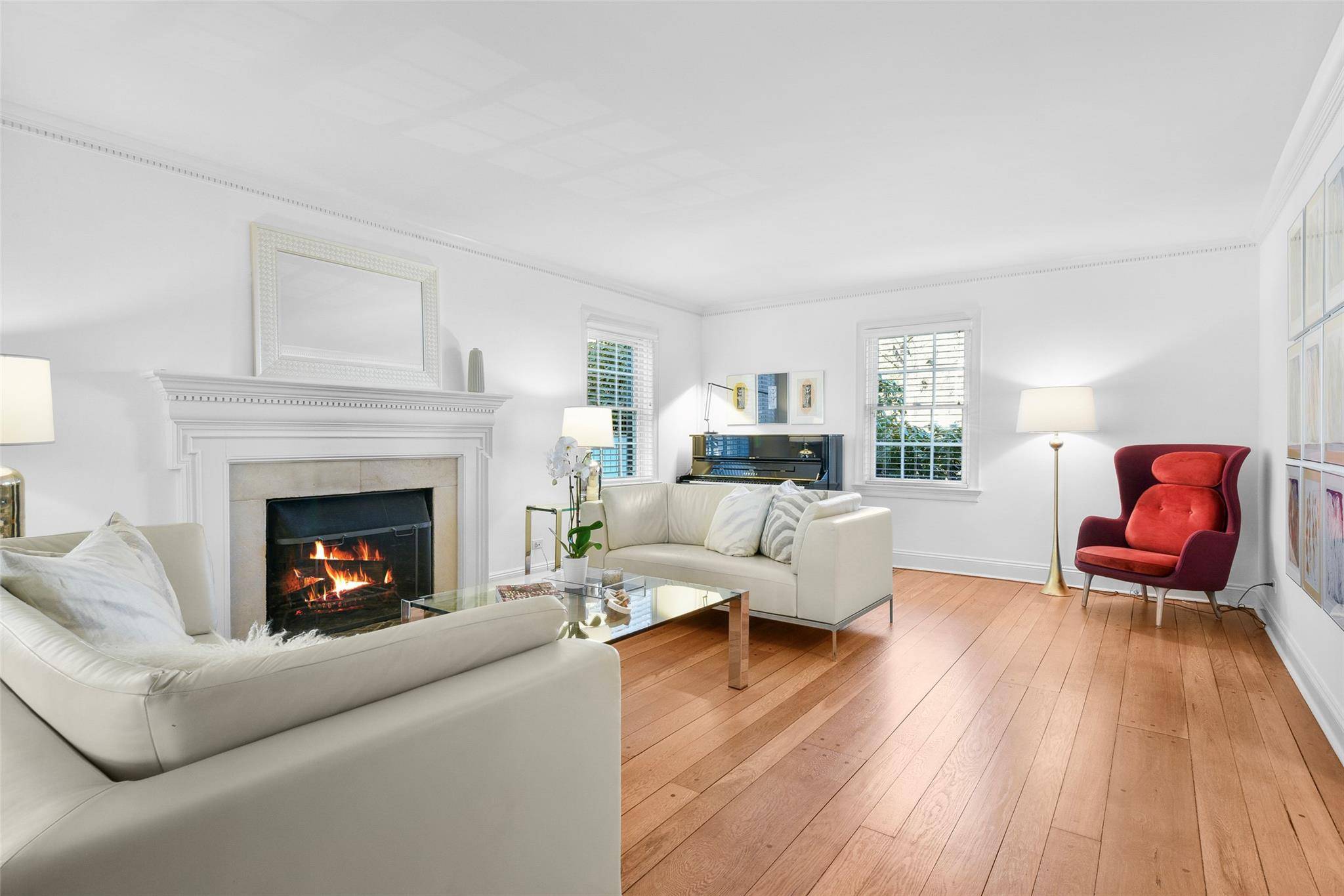 Larchmont, NY 10538,255 Barnard RD