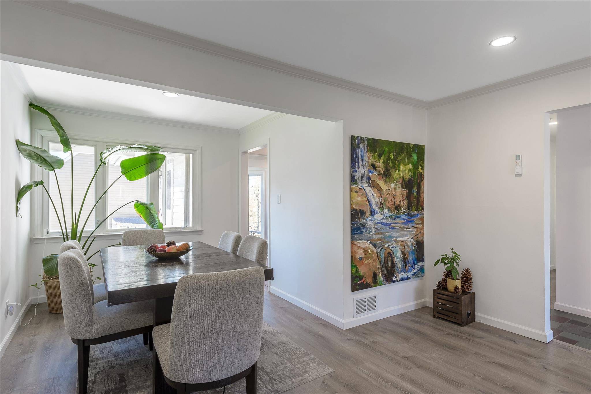 Syosset, NY 11791,2 5th PL