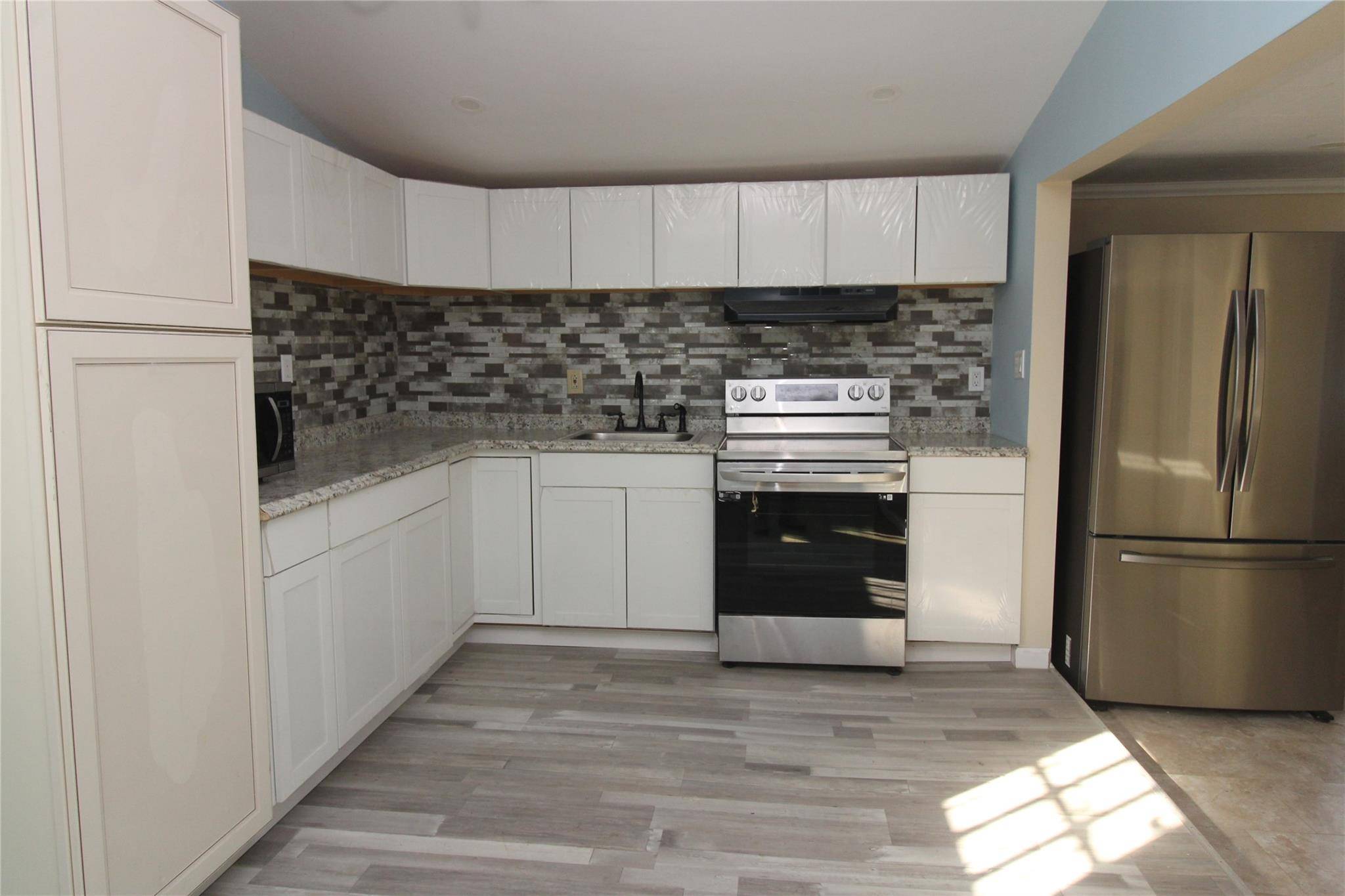 Pine Bush, NY 12566,11 Terwilliger LN
