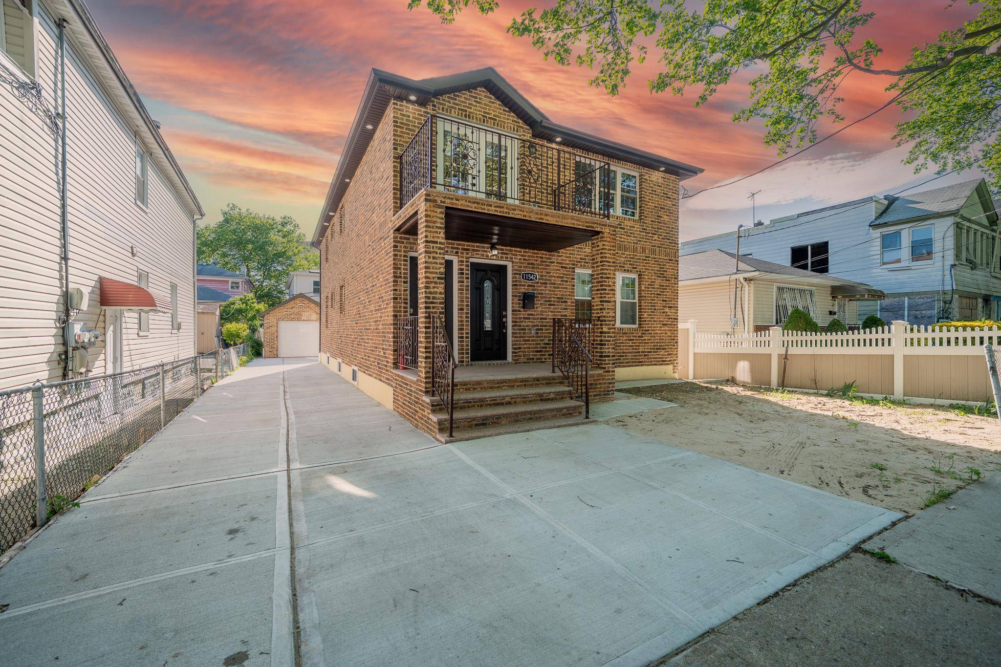 Jamaica, NY 11436,115-42 inwood st