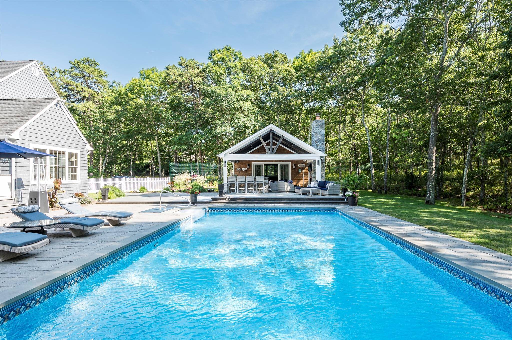 East Hampton, NY 11937,14 High Ridge Road