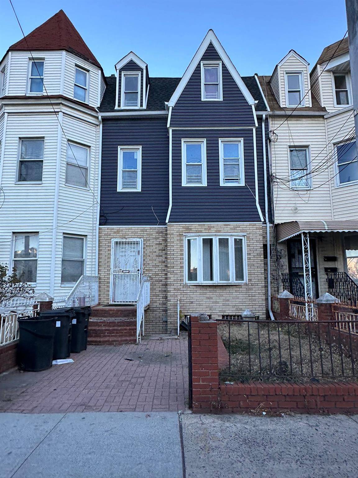 Brooklyn, NY 11225,359 WINTHROP #1