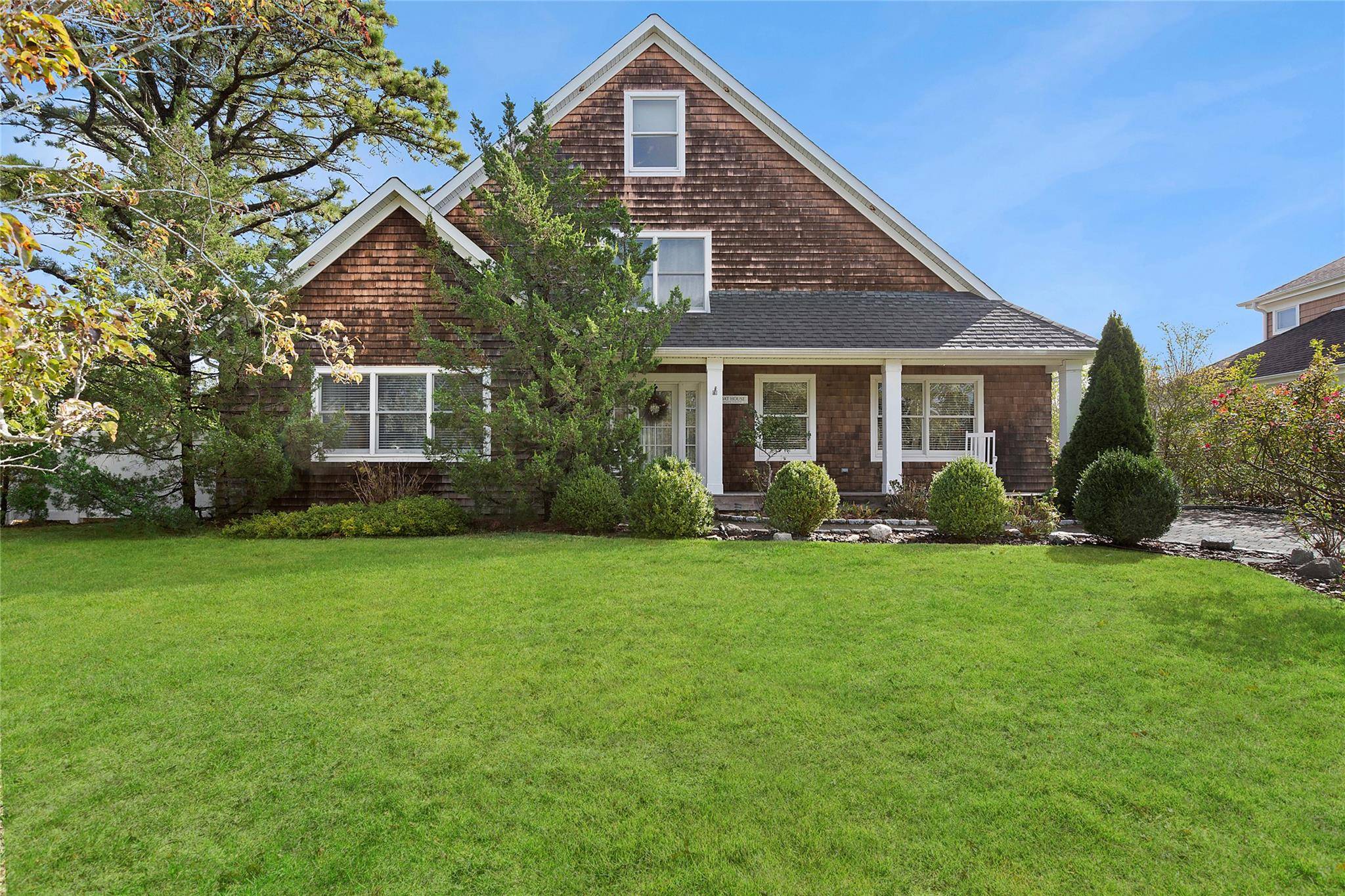 East Quogue, NY 11942,23 Whiting RD