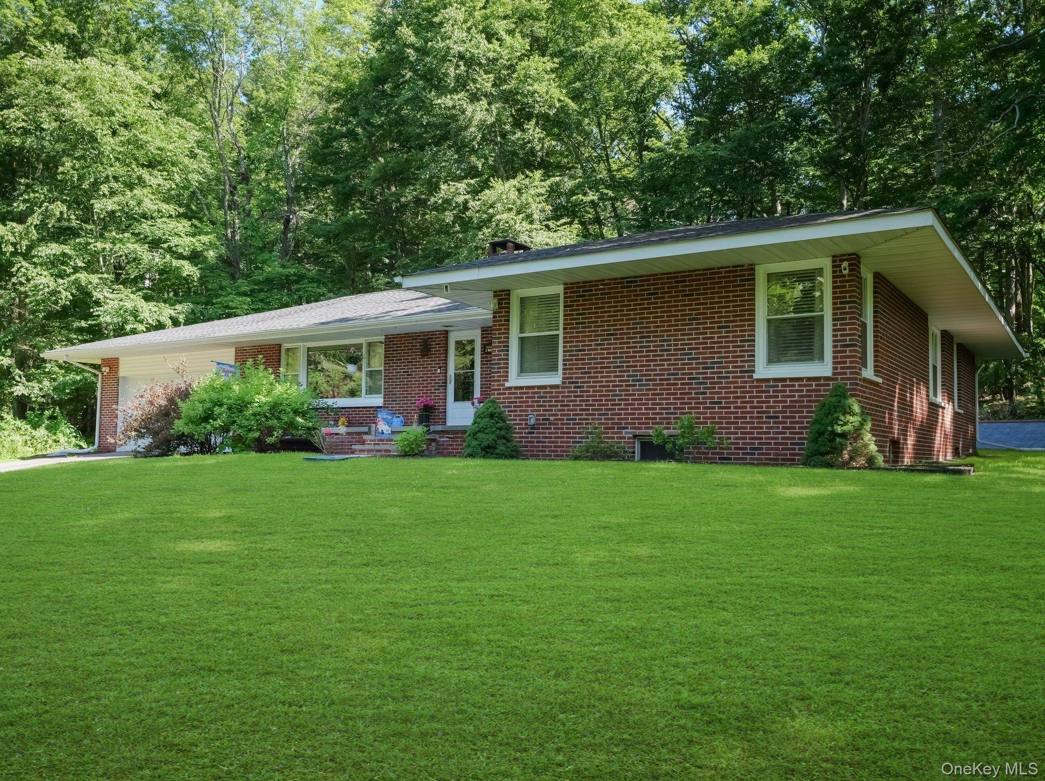 Sparrowbush, NY 12780,2 Muller LN