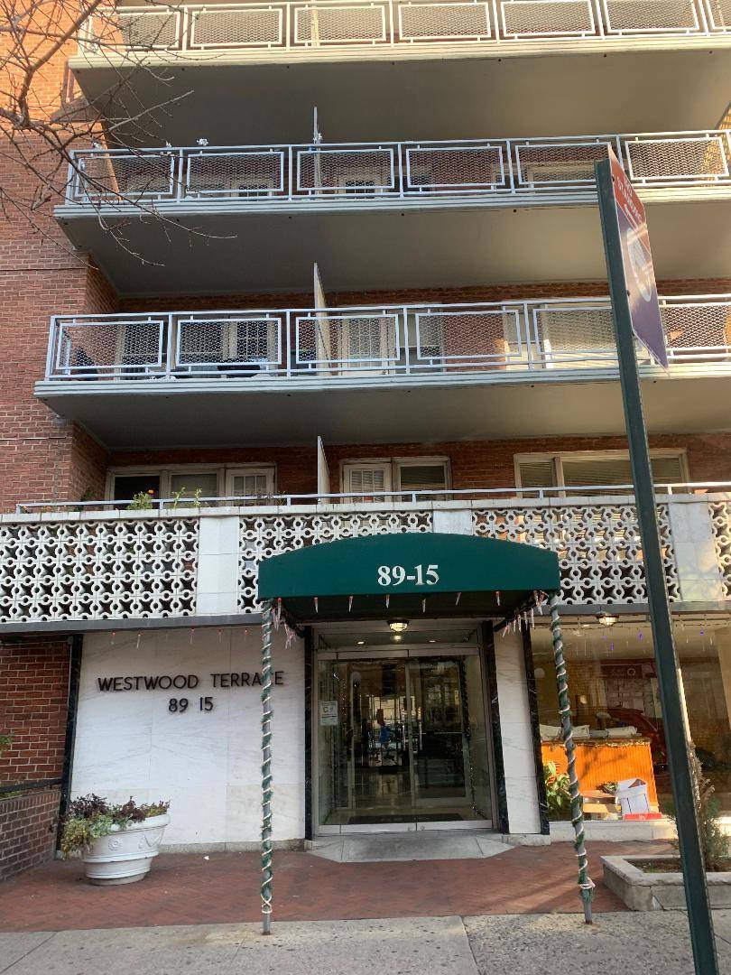 Jamaica, NY 11432,89-15 PARSONS BLVD #11-L