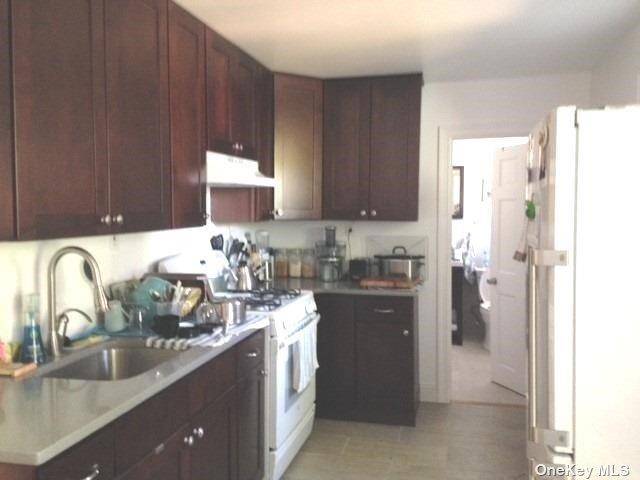 Astoria, NY 11105,43-12 23rd AVE #1