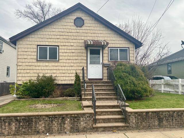 East Rockaway, NY 11518,36 Waldo