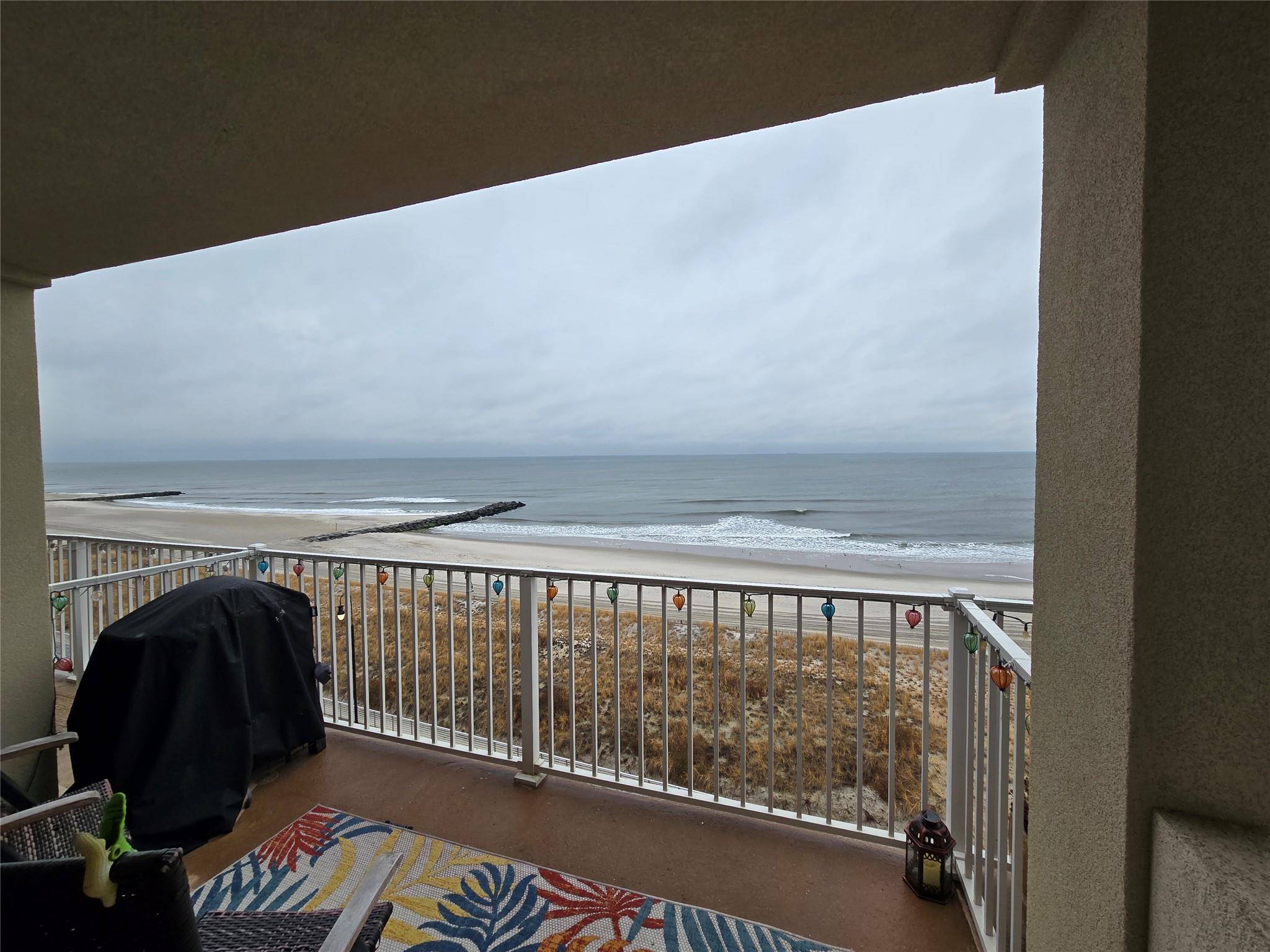 Long Beach, NY 11561,250 Shore RD #6E