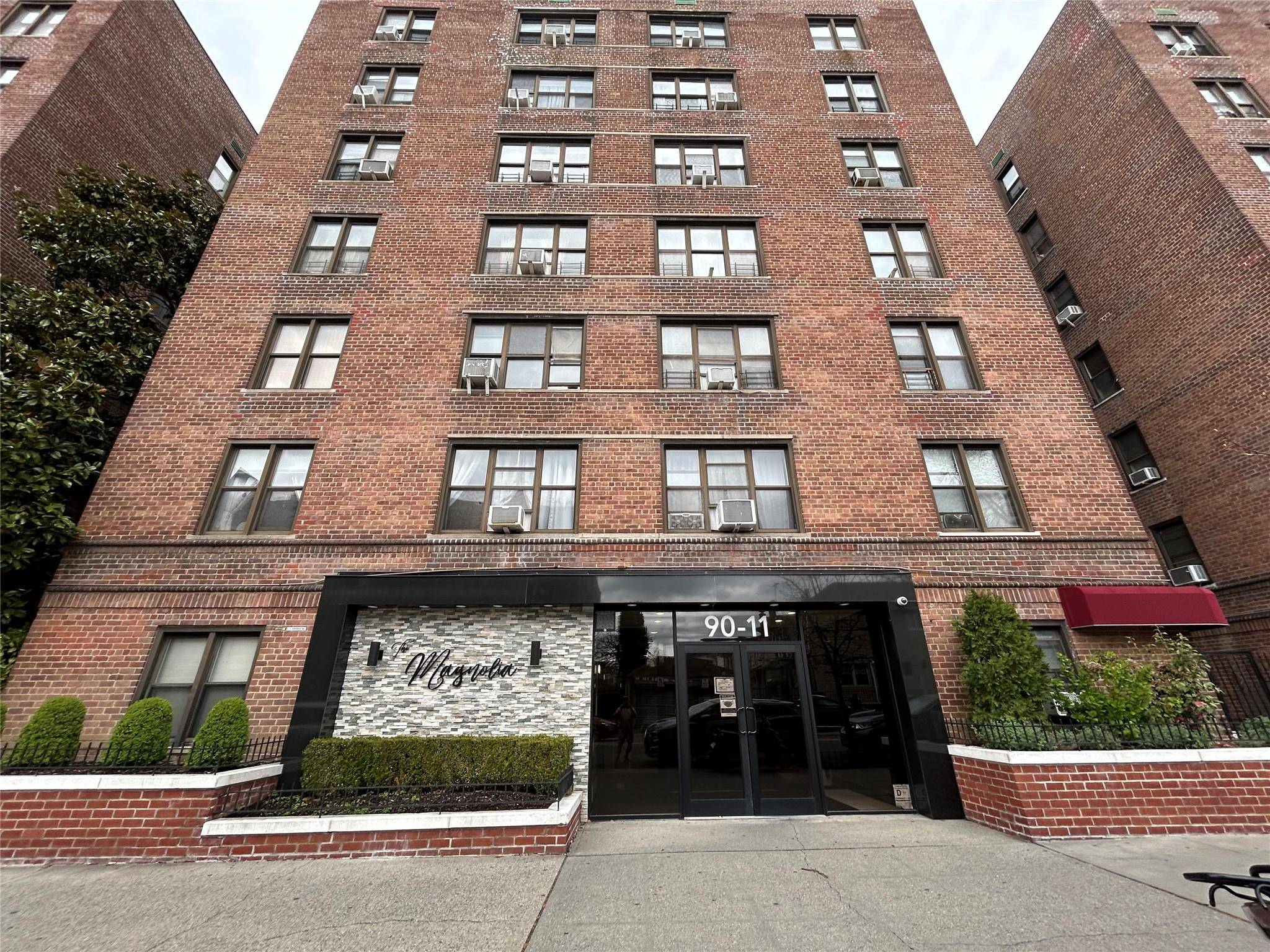 Jackson Heights, NY 11372,90-11 35th Ave #1H