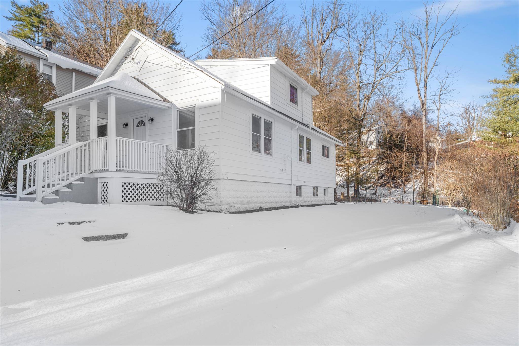 Ellenville, NY 12428,17 Nevins ST