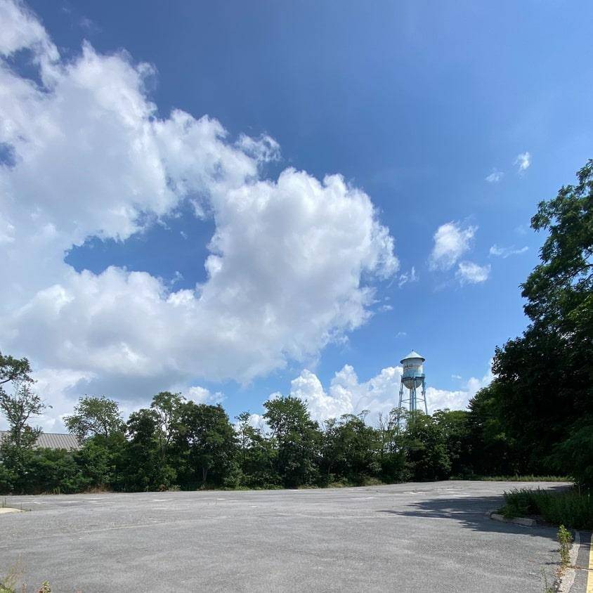 Riverhead, NY 11901,Address not disclosed