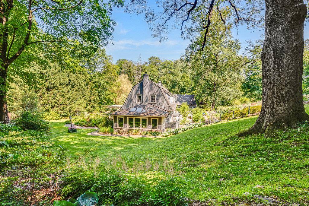 Garrison, NY 10524,16 Fox Hollow LN