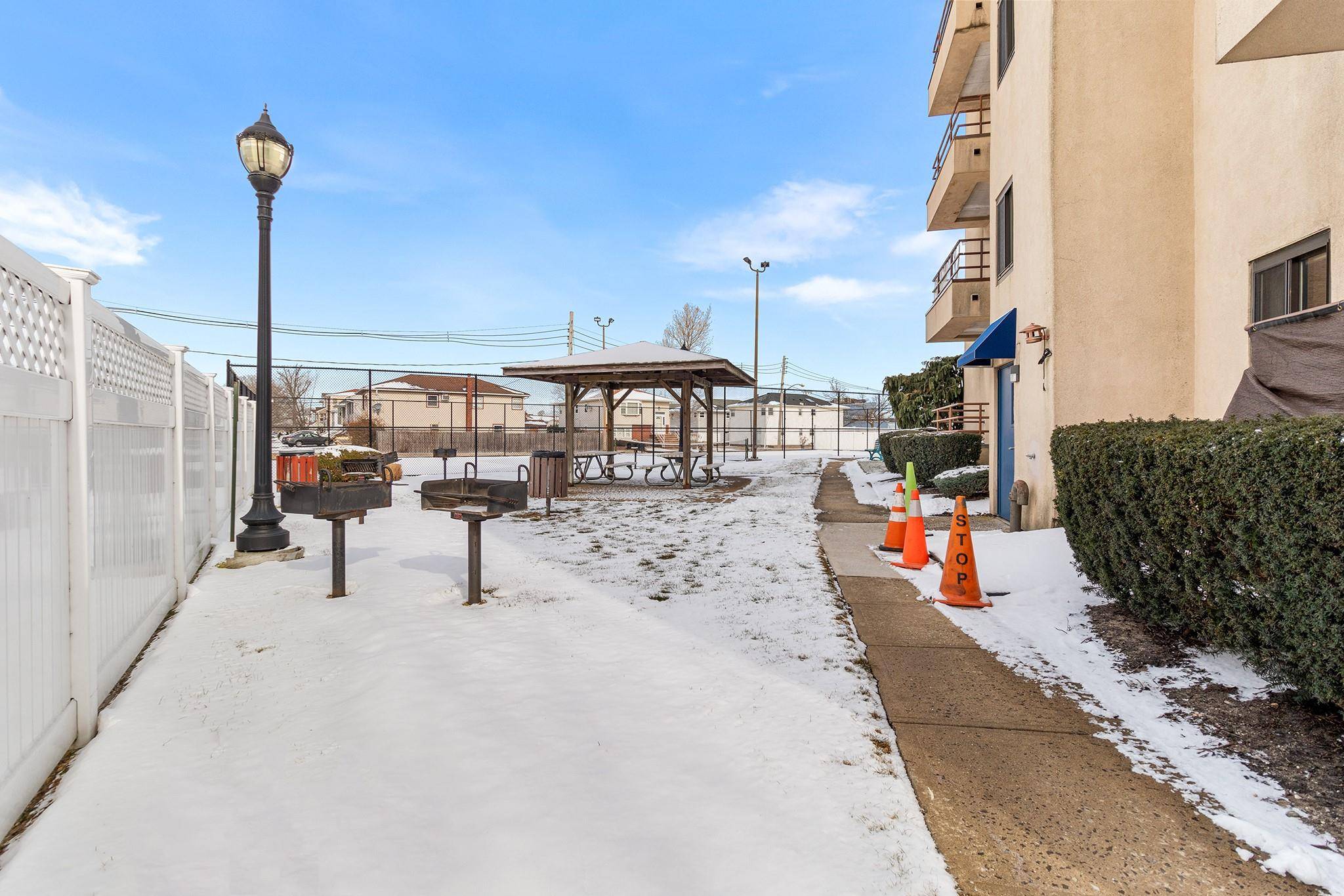 Freeport, NY 11520,725 Miller AVE #133