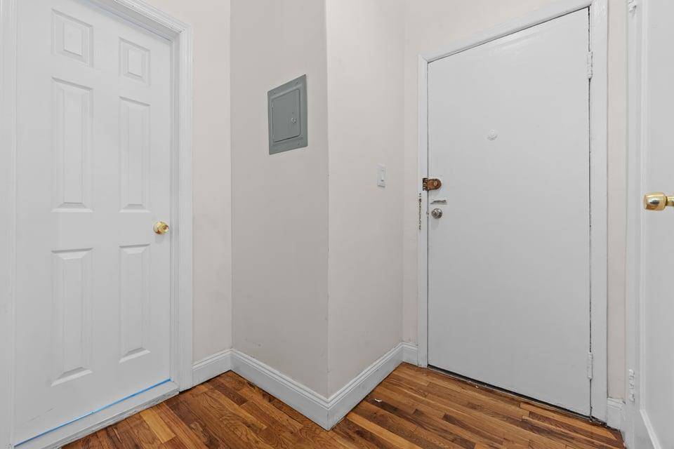 Brooklyn, NY 11236,9516 Avenue A