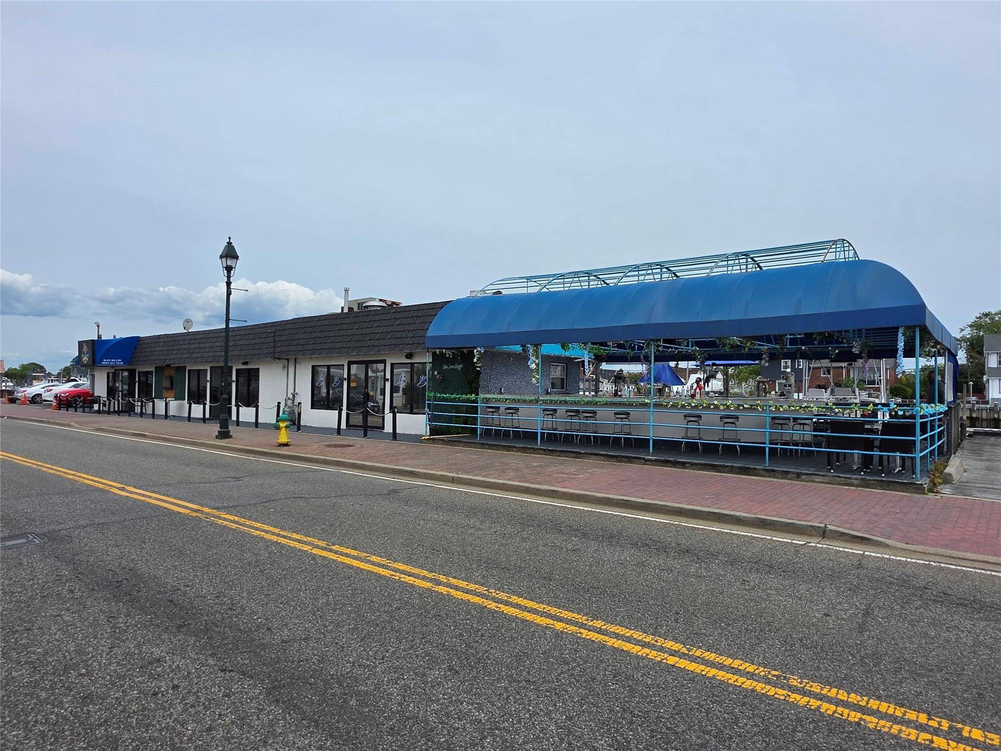 Freeport, NY 11520,103 Woodcleft Ave