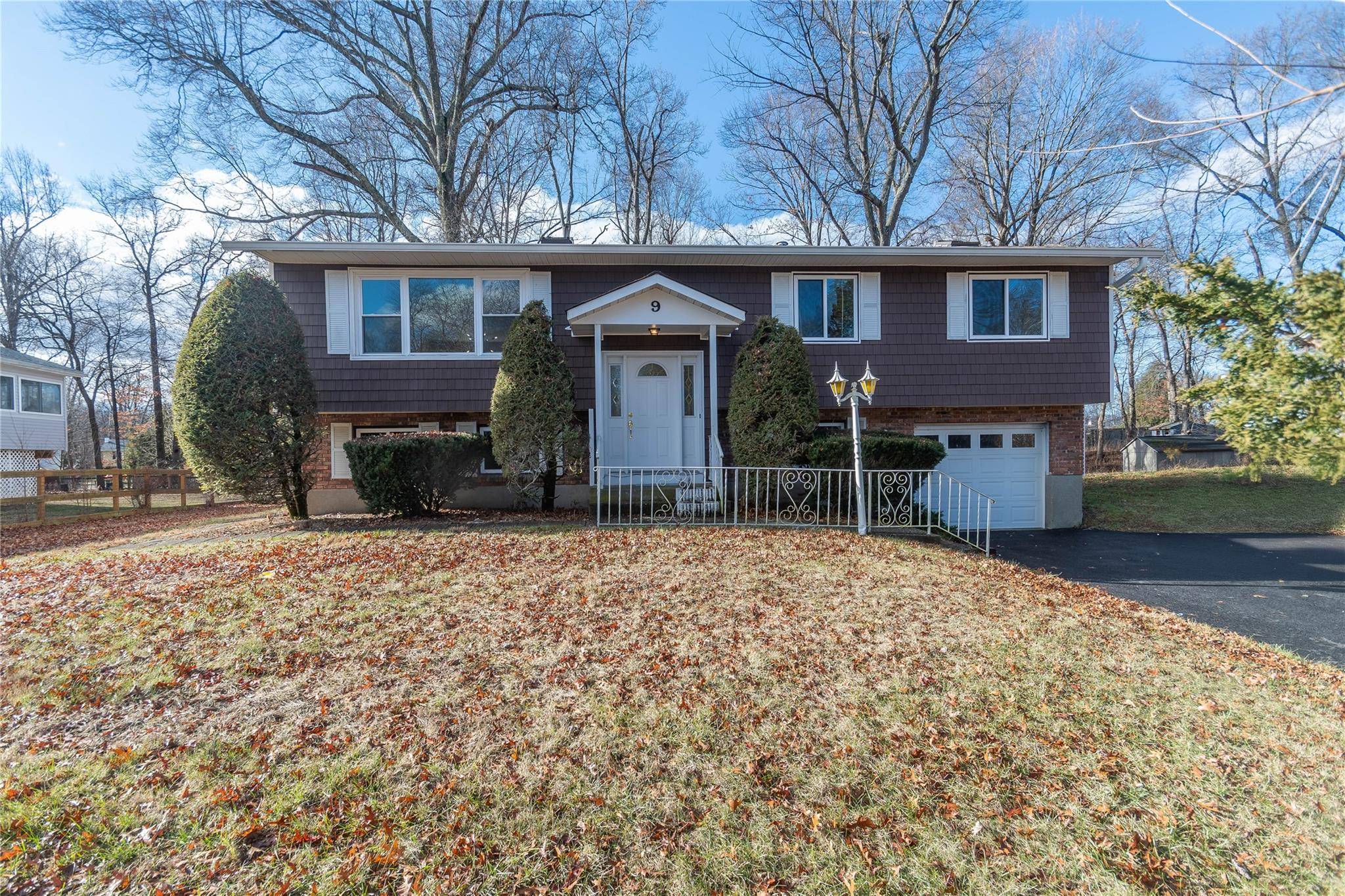 Wappingers Falls, NY 12590,9 Dara LN