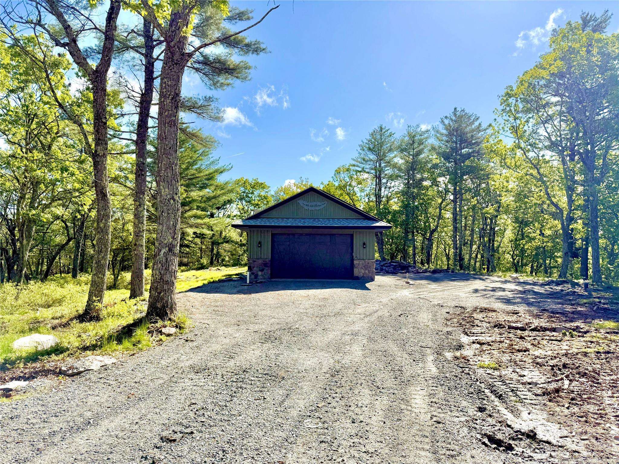Forestburgh, NY 12777,25 Mystic DR