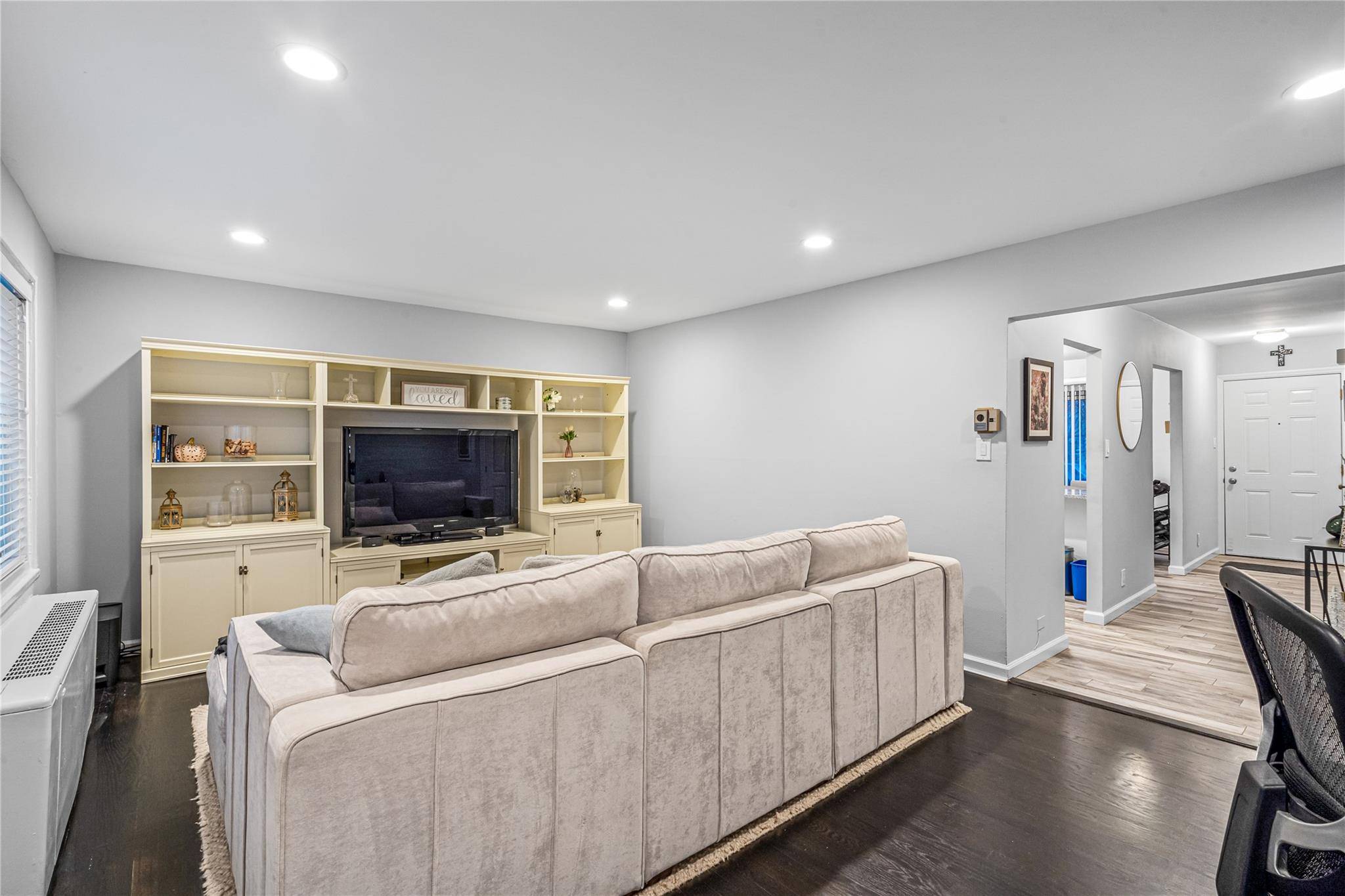 Bayside, NY 11360,17-39 215th Street 215th Street ##35