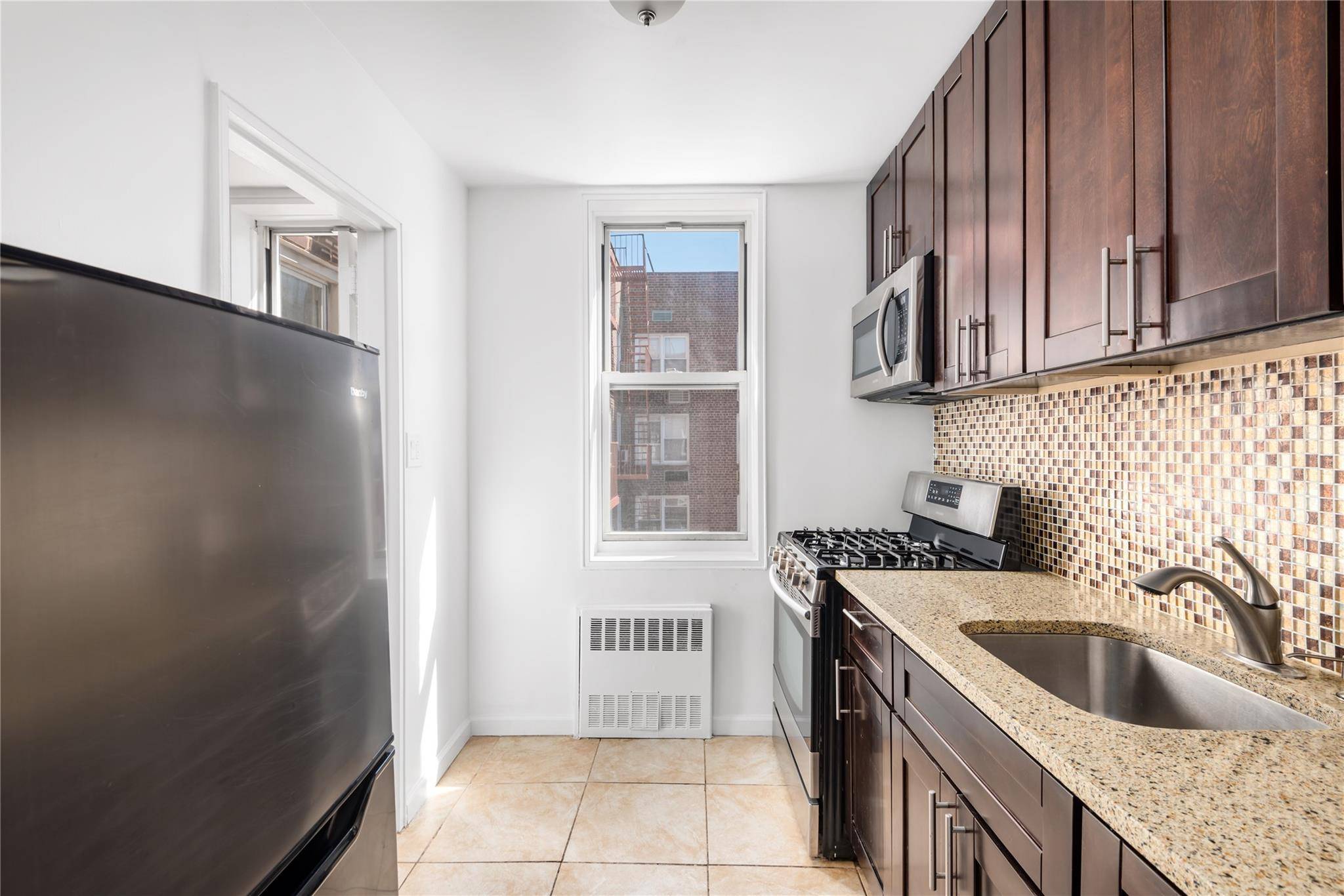 Astoria, NY 11106,31-85 Crescent ST #501