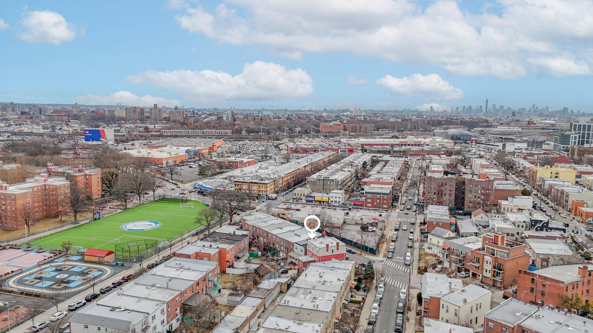 Long Island City, NY 11103,47-05 Newtown RD