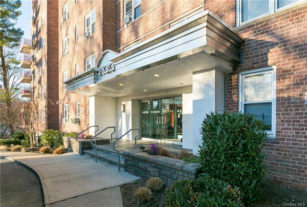 Bronxville, NY 10708,1133 Midland AVE #1H