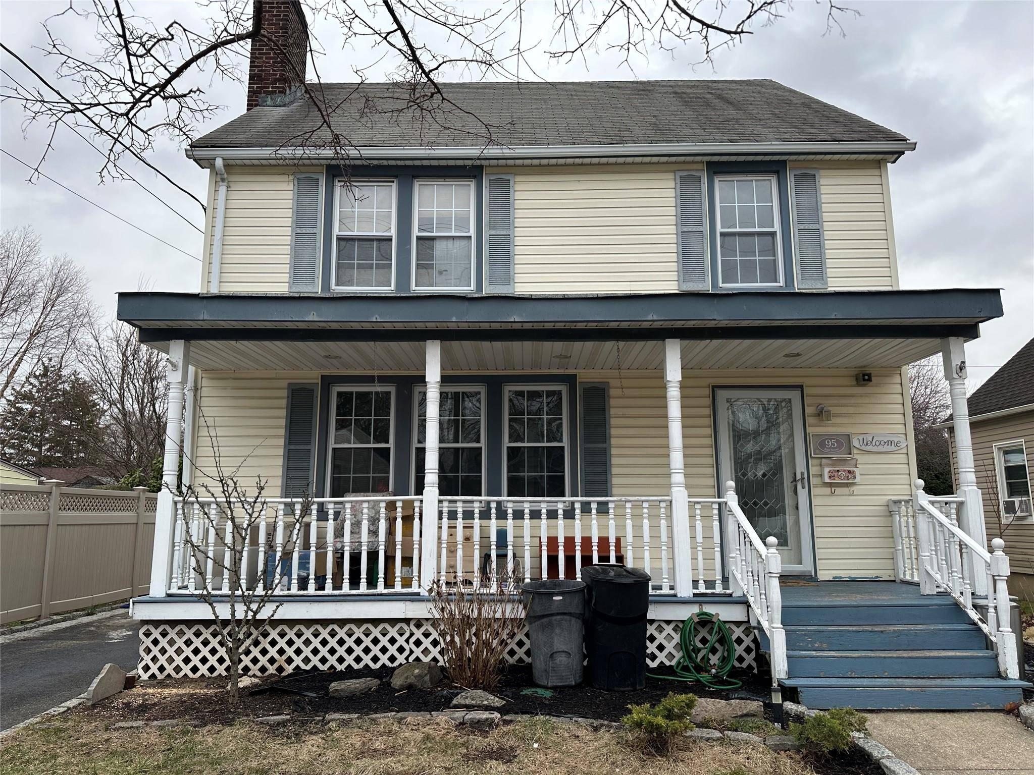 Hicksville, NY 11801,95 East ST