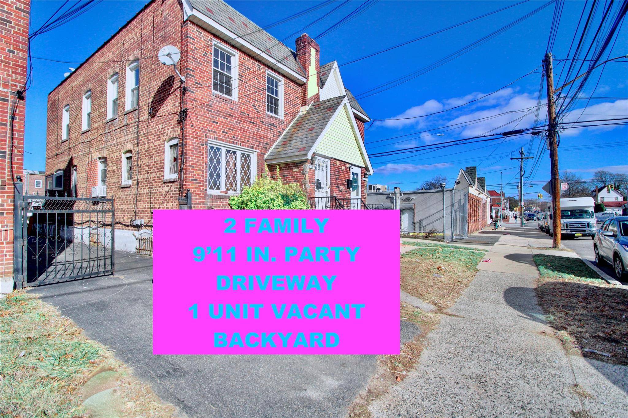 Saint Albans, NY 11412,205-25 113th Avenue