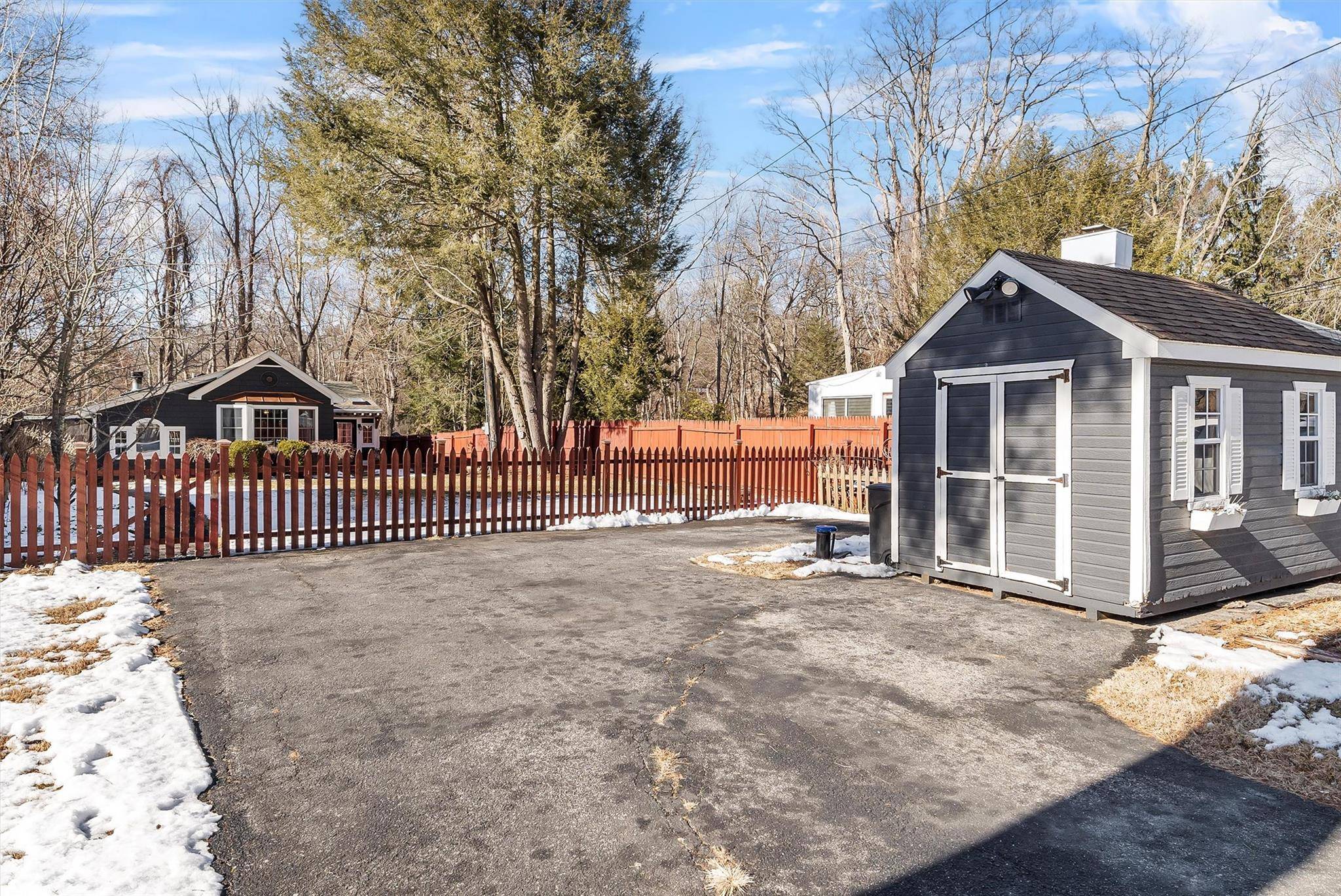 Armonk, NY 10504,7 Maryland AVE