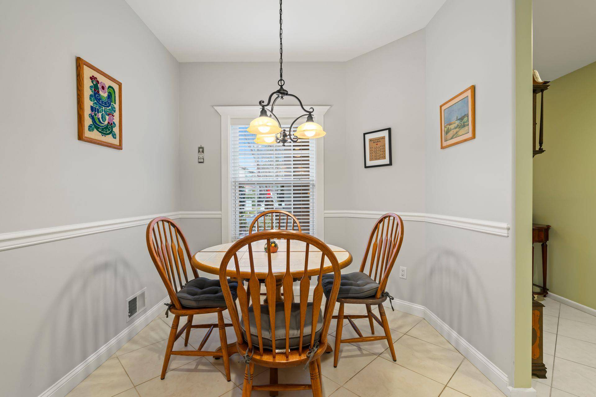 Plainview, NY 11803,40 Sagamore DR