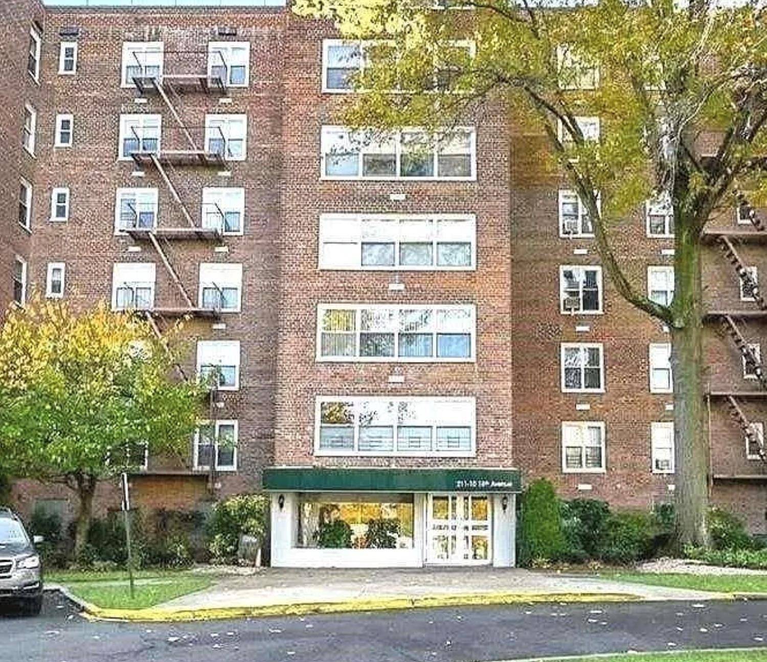 Bayside, NY 11360,211-10 18 AVE #6G